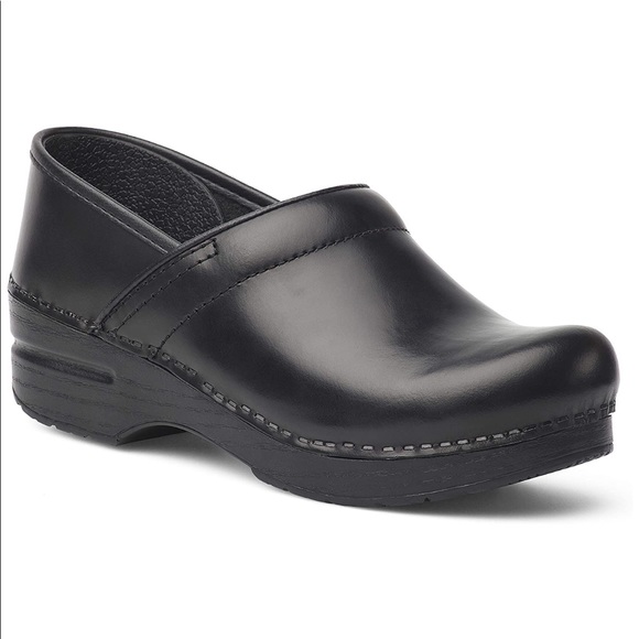 Dansko Shoes - Dansko Black Leather Professionsl Work Clogs